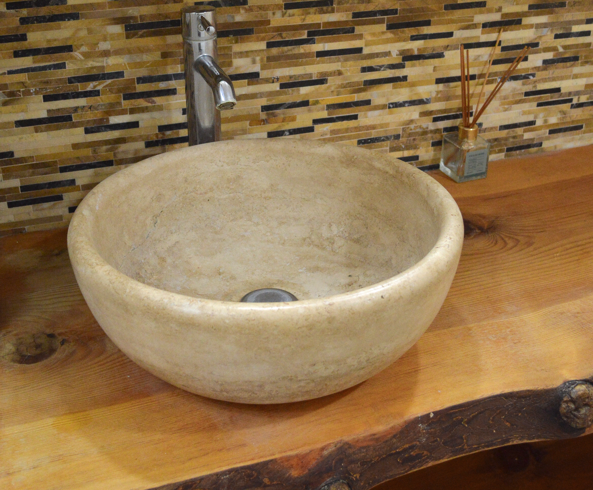 Walnut Polished Vein Cut Bathroom